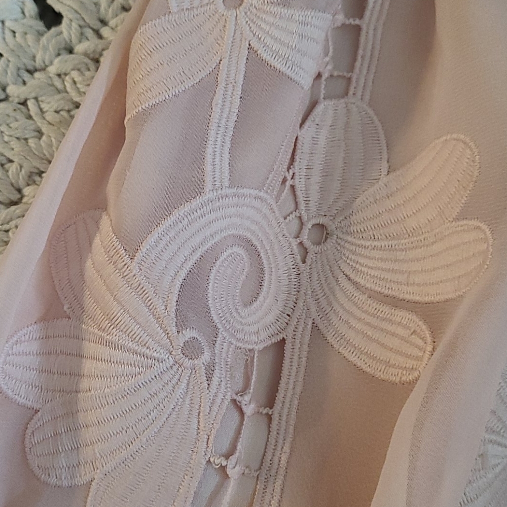 SALE LOVERS AND FRIENDS PINK EMBROIDERED DRESS - Picture 8 of 16